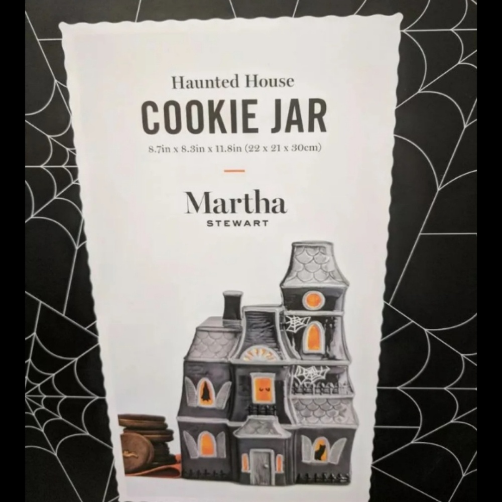 Martha Stewart Haunted House or Jack-O-Lantern Coo - Picture 3 of 3